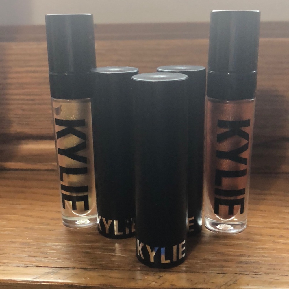 kylie jenner glitter eyeshadow and lipstick bundle